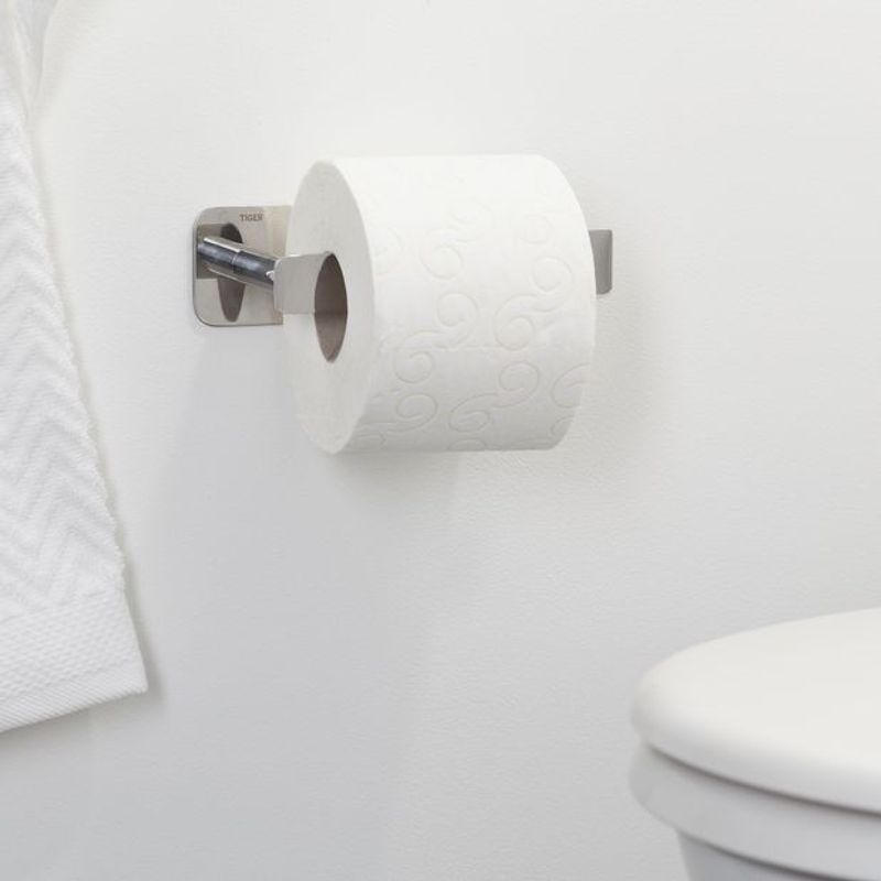 Tiger Colar toalettrullholder L-shape blankpolert